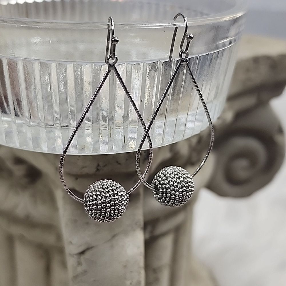 Beaded Silver tone Teardrop Earrings